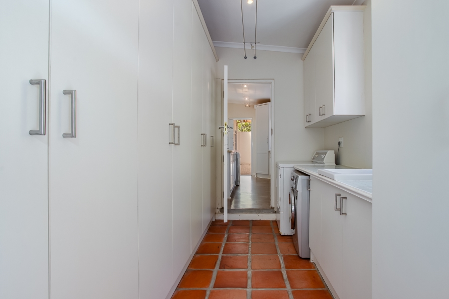 To Let 3 Bedroom Property for Rent in Franschhoek Rural Western Cape